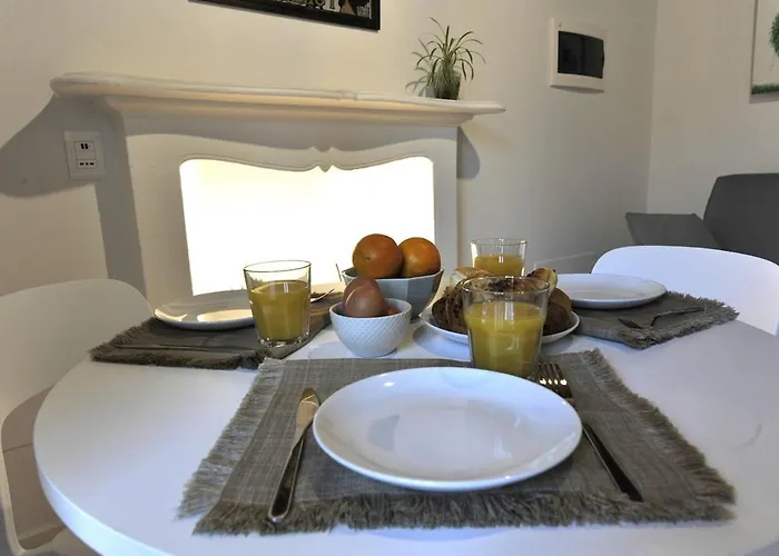 Bright Elegance - Motta Lejlighed Como