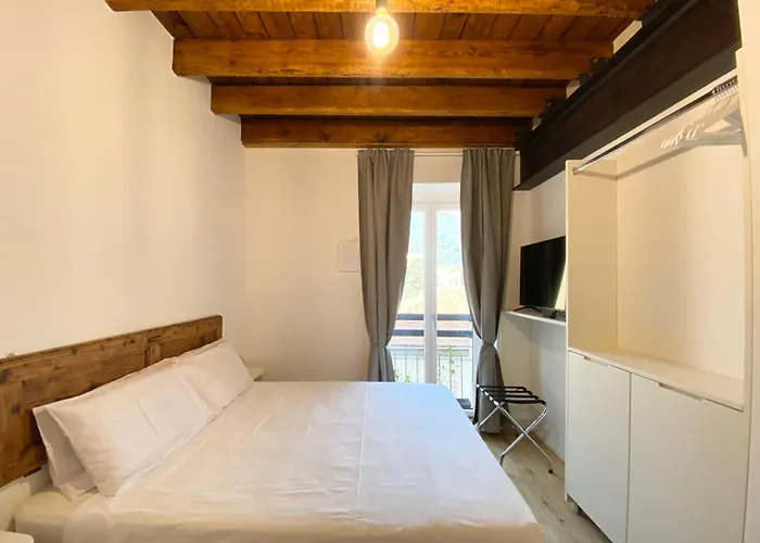 Bright Elegance - Motta アパート